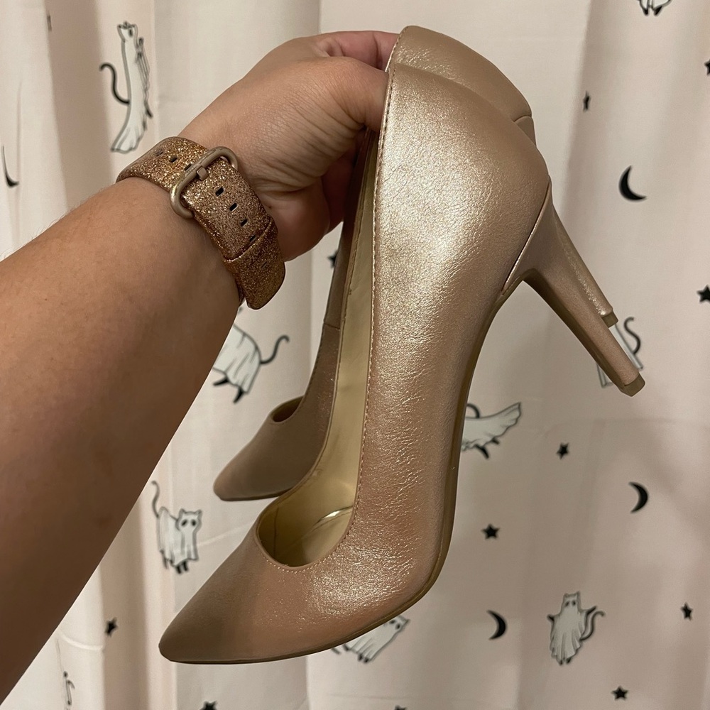 Jessica Simpson Metallic Heels
